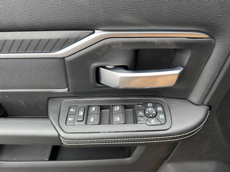 Ram 2500 Vehicle Image 16