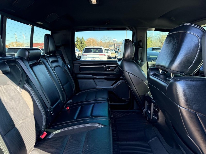 Ram 1500 Vehicle Image 10