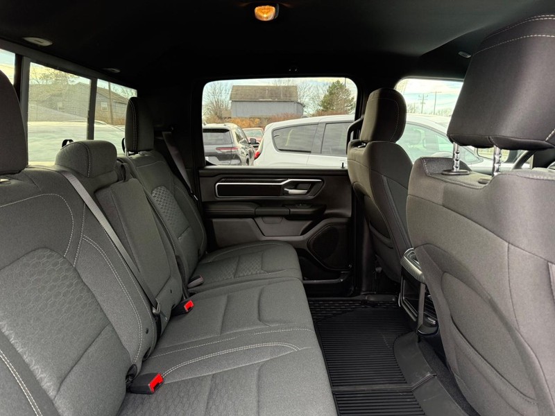 Ram 1500 Vehicle Image 04