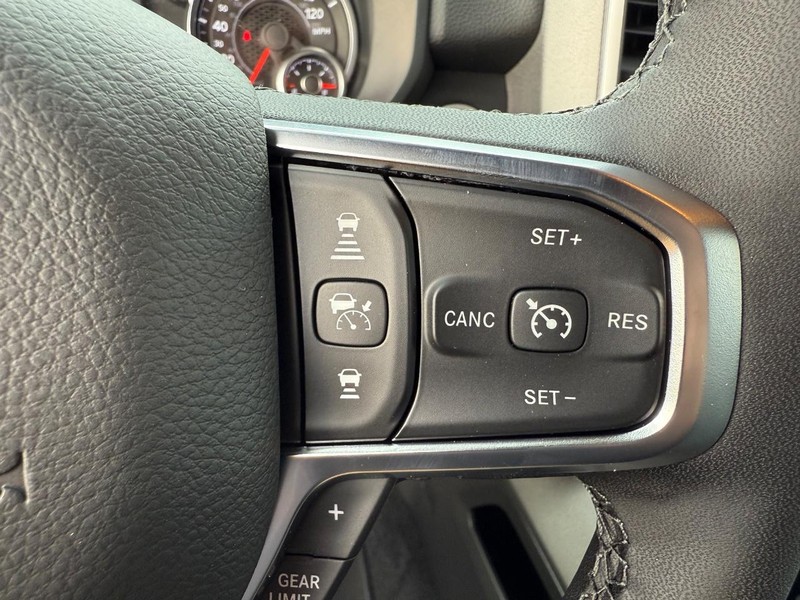 Ram 1500 Vehicle Image 08