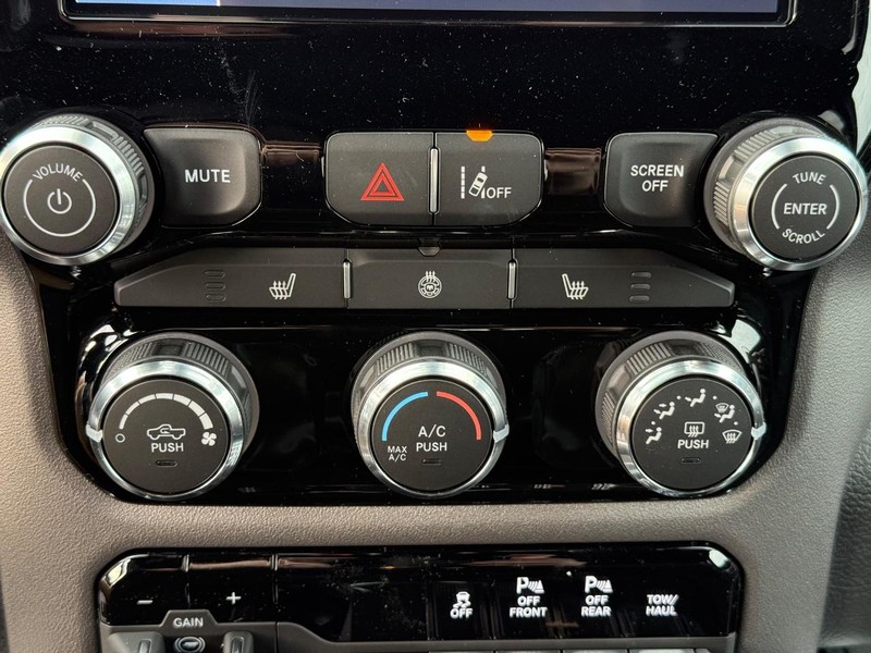 Ram 1500 Vehicle Image 13