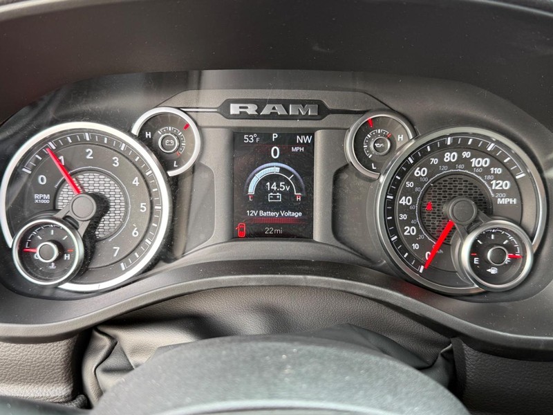 Ram 1500 Vehicle Image 16
