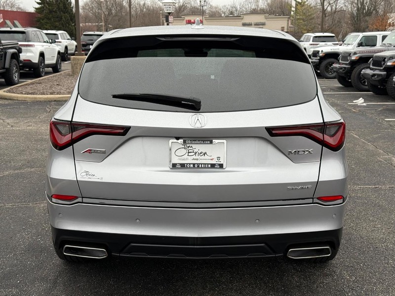 Acura MDX Vehicle Image 04