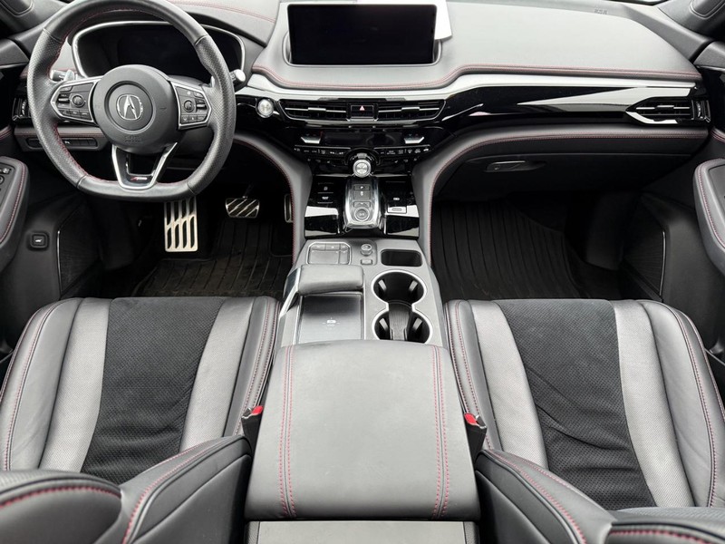 Acura MDX Vehicle Image 14