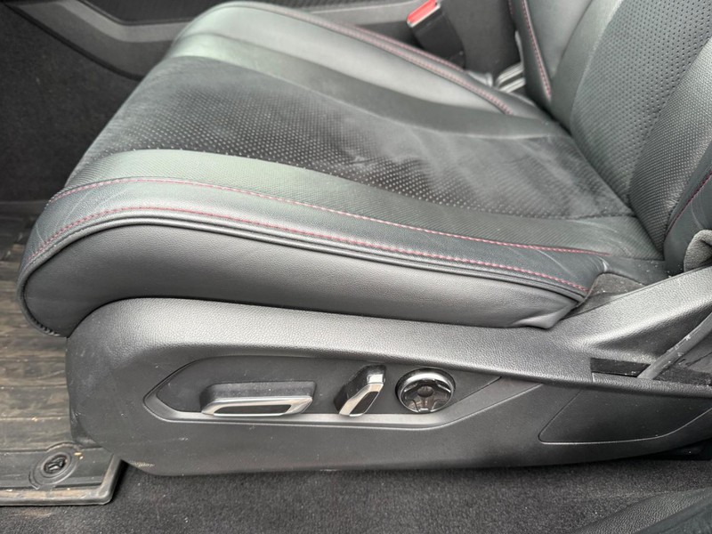 Acura MDX Vehicle Image 29