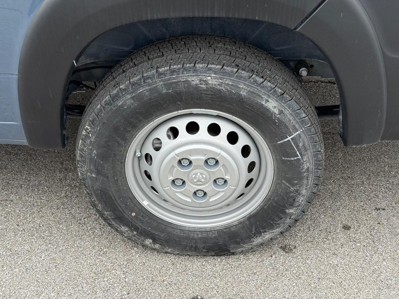 Ram ProMaster Delivery Van BEV Vehicle Image 06