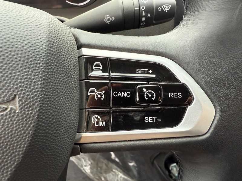 Ram ProMaster Delivery Van BEV Vehicle Image 14