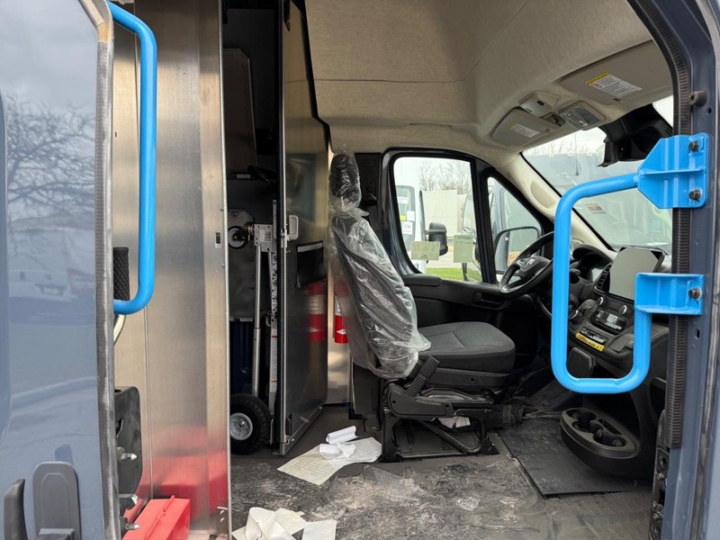 Ram ProMaster Delivery Van BEV Vehicle Image 09