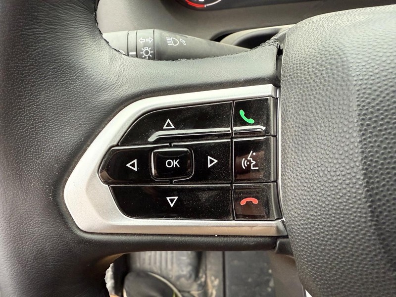 Ram ProMaster Delivery Van BEV Vehicle Image 13