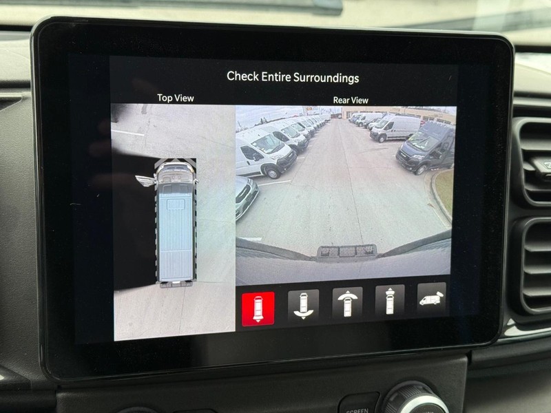 Ram ProMaster Delivery Van BEV Vehicle Image 17