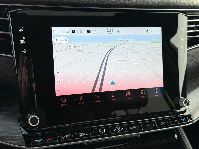 Jeep Wagoneer L Vehicle Image 19