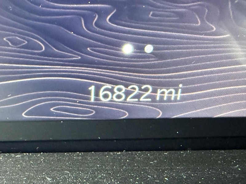 Jeep Wagoneer L Vehicle Image 25