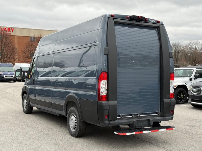 Ram ProMaster Delivery Van BEV Vehicle Image 05