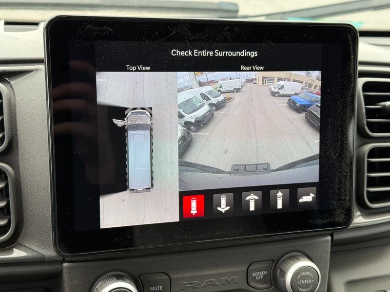 Ram ProMaster Delivery Van BEV Vehicle Image 17