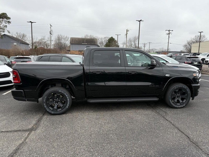 Ram 1500 Vehicle Image 02