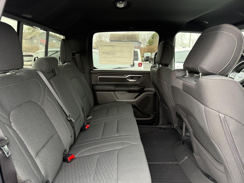 Ram 1500 Vehicle Image 04