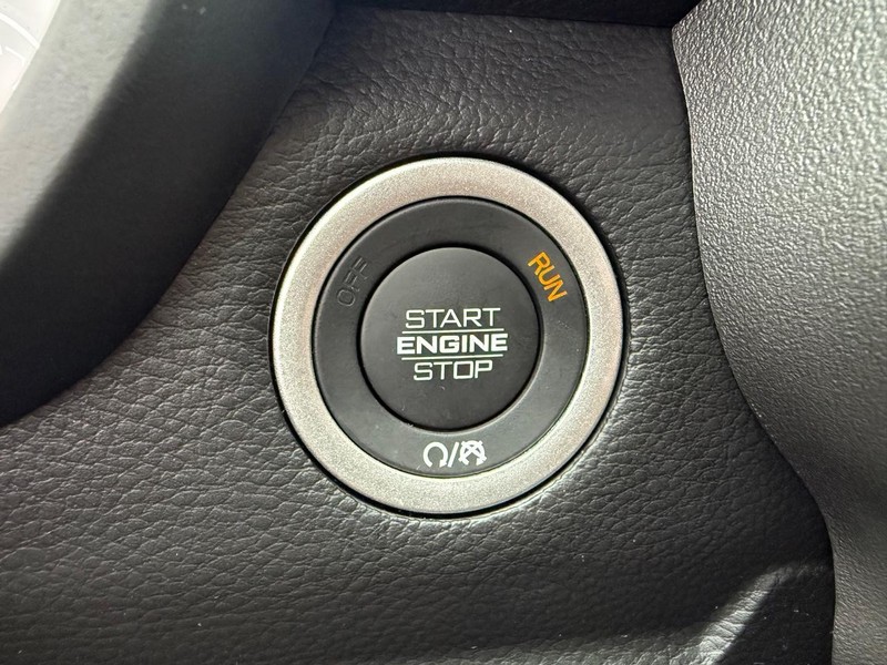 Ram 1500 Vehicle Image 09