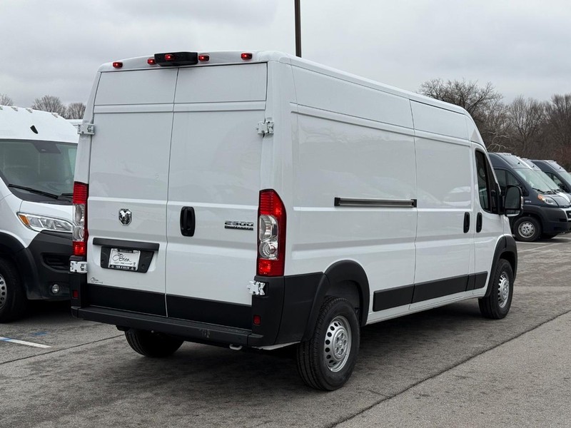 Ram ProMaster Cargo Van Vehicle Image 03