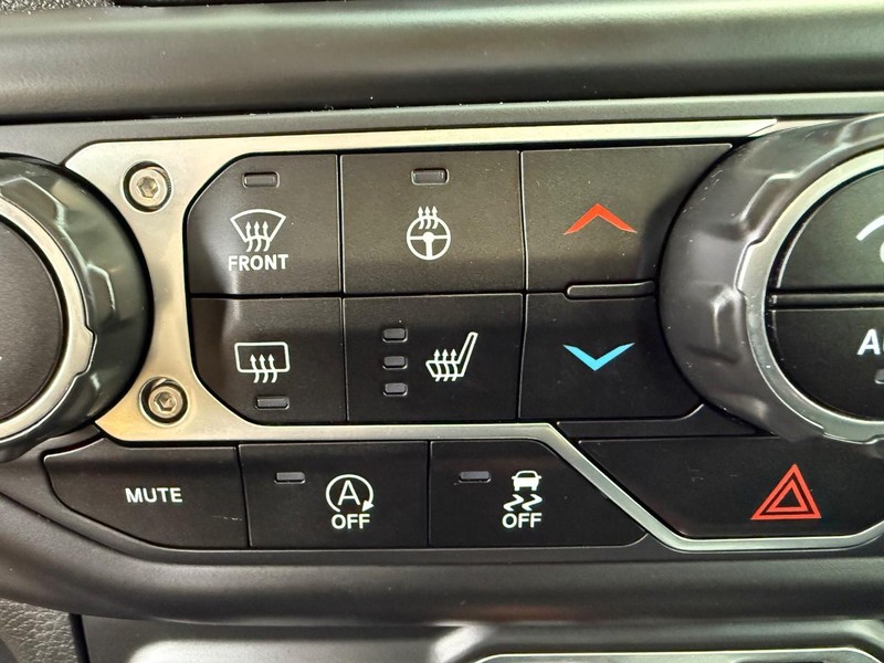 Jeep Gladiator Vehicle Image 20