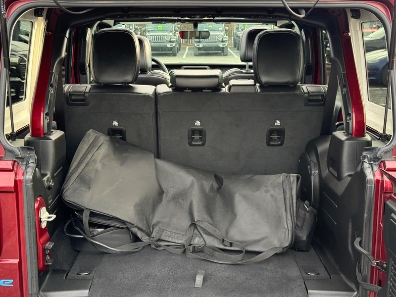 Jeep Wrangler 4xe Vehicle Image 07