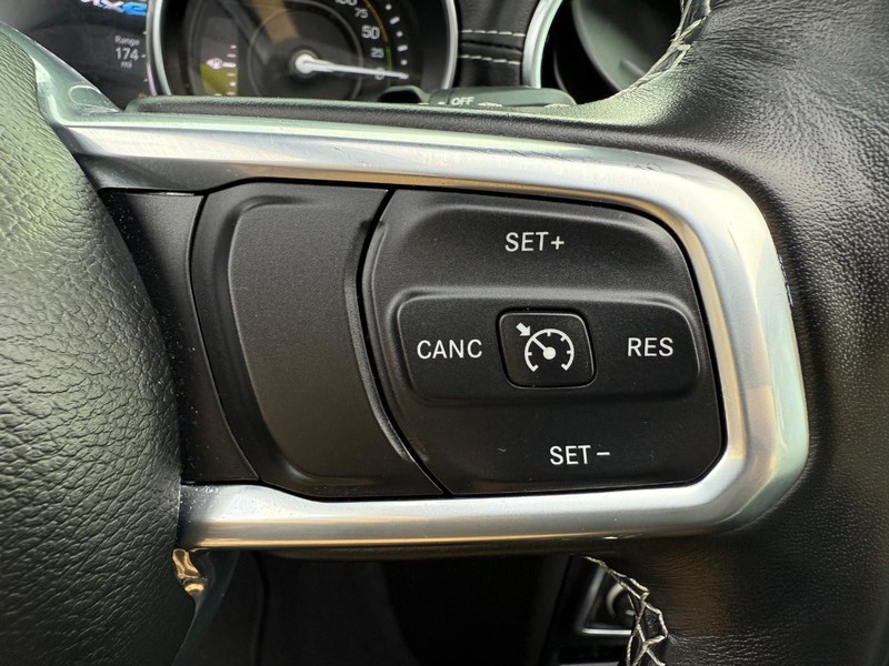 Jeep Wrangler 4xe Vehicle Image 15