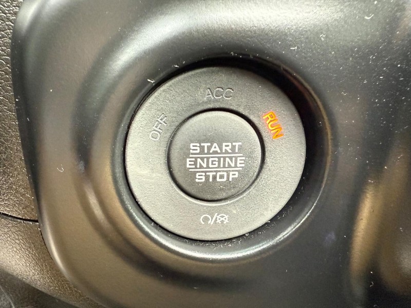 Jeep Wrangler 4xe Vehicle Image 16