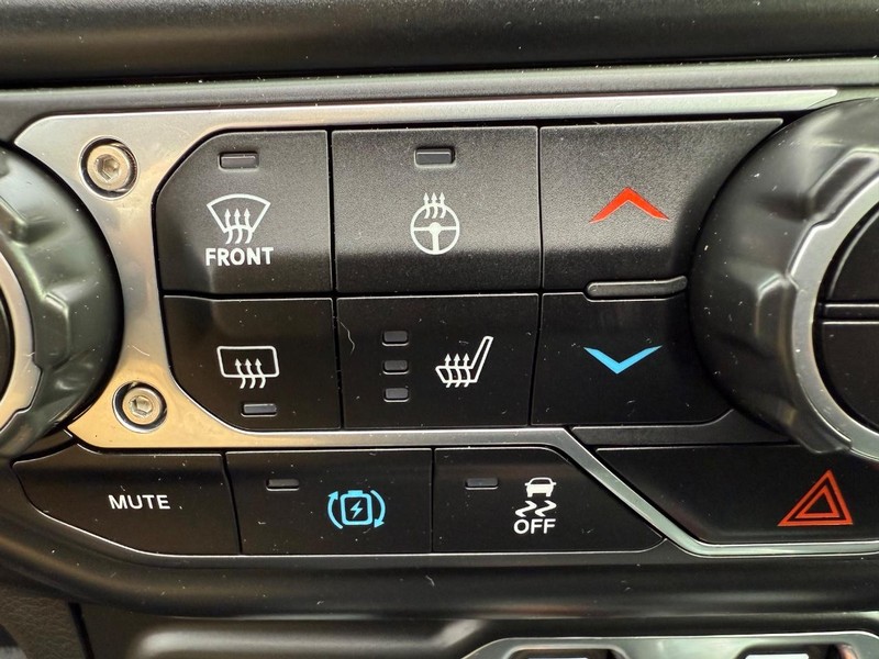 Jeep Wrangler 4xe Vehicle Image 17