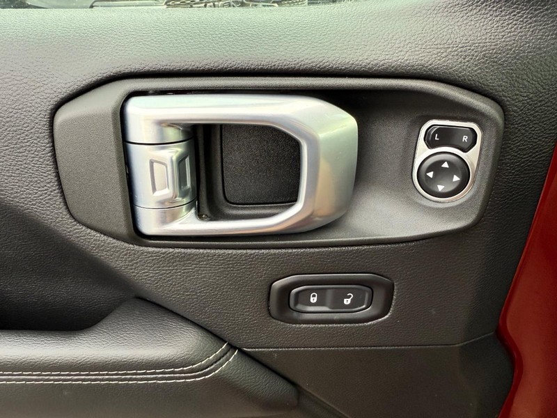 Jeep Wrangler 4xe Vehicle Image 26