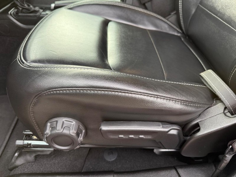 Jeep Wrangler 4xe Vehicle Image 27