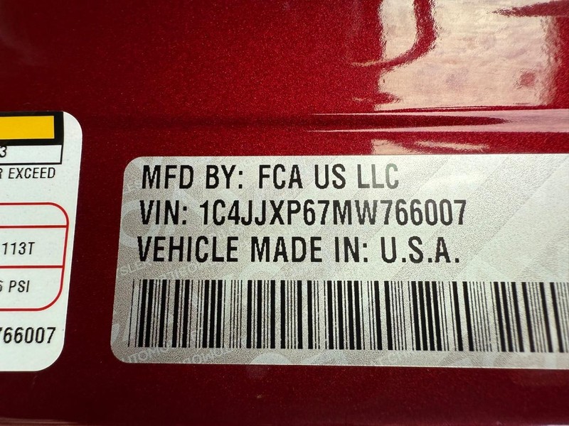 Jeep Wrangler 4xe Vehicle Image 28