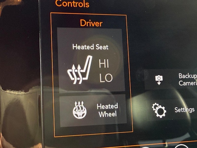 Jeep Grand Cherokee Vehicle Image 20