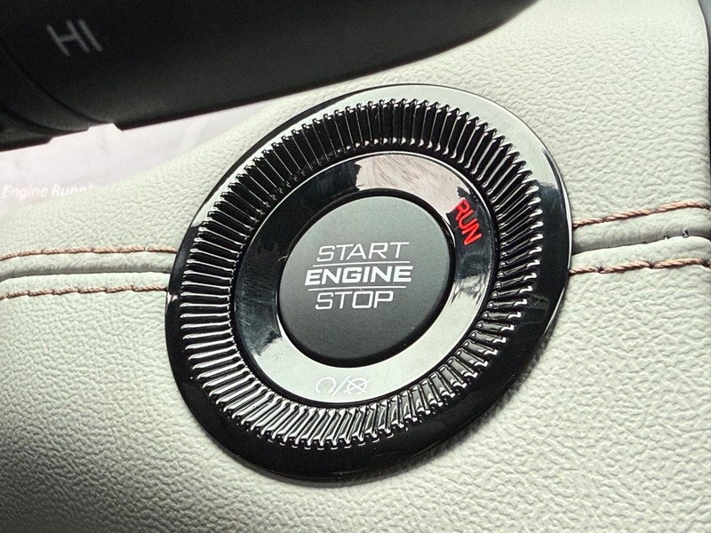 Jeep Compass Vehicle Image 09