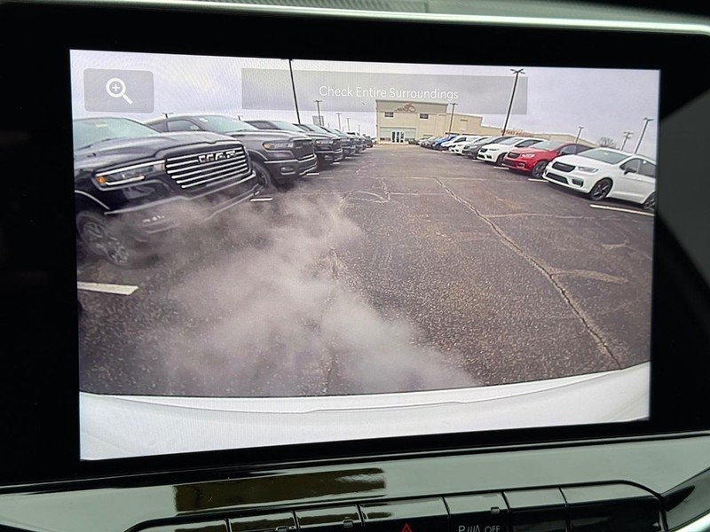 Jeep Compass Vehicle Image 11