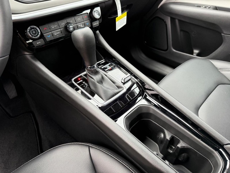 Jeep Compass Vehicle Image 13