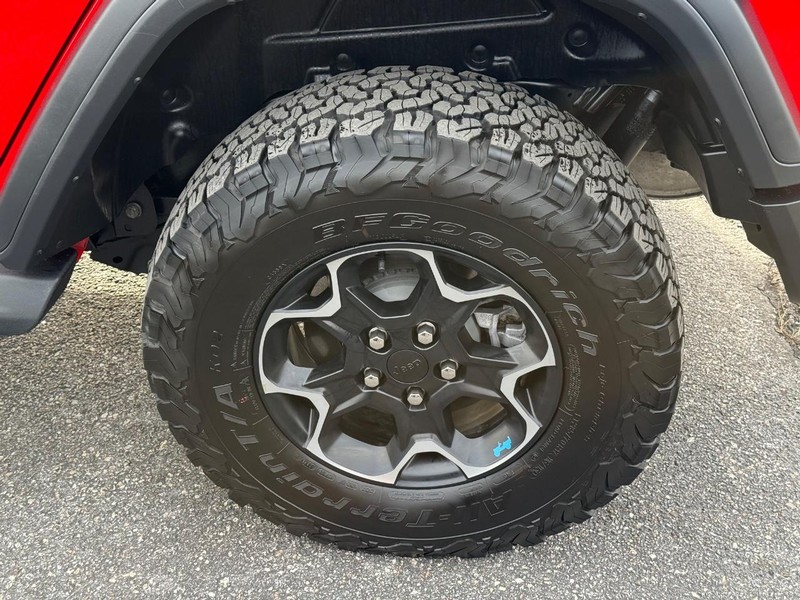 Jeep Wrangler 4xe Vehicle Image 06