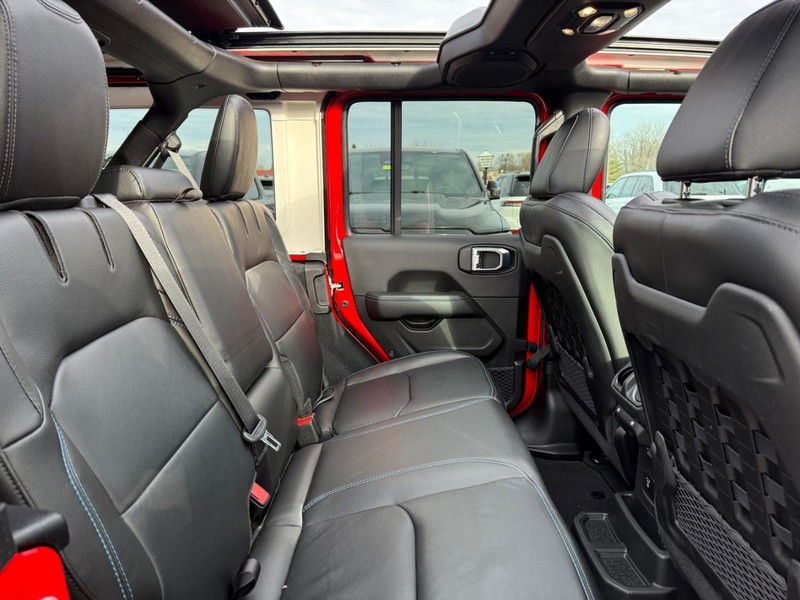 Jeep Wrangler 4xe Vehicle Image 10