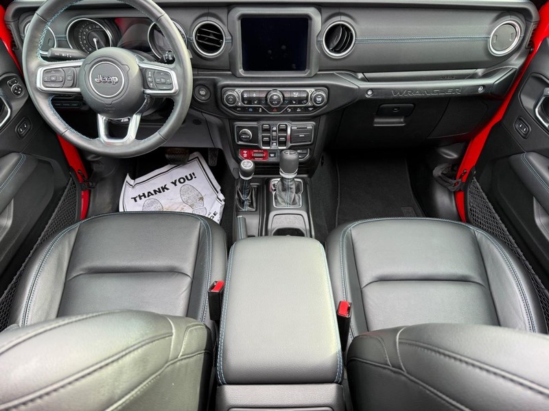 Jeep Wrangler 4xe Vehicle Image 12