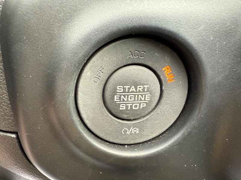 Jeep Wrangler 4xe Vehicle Image 16