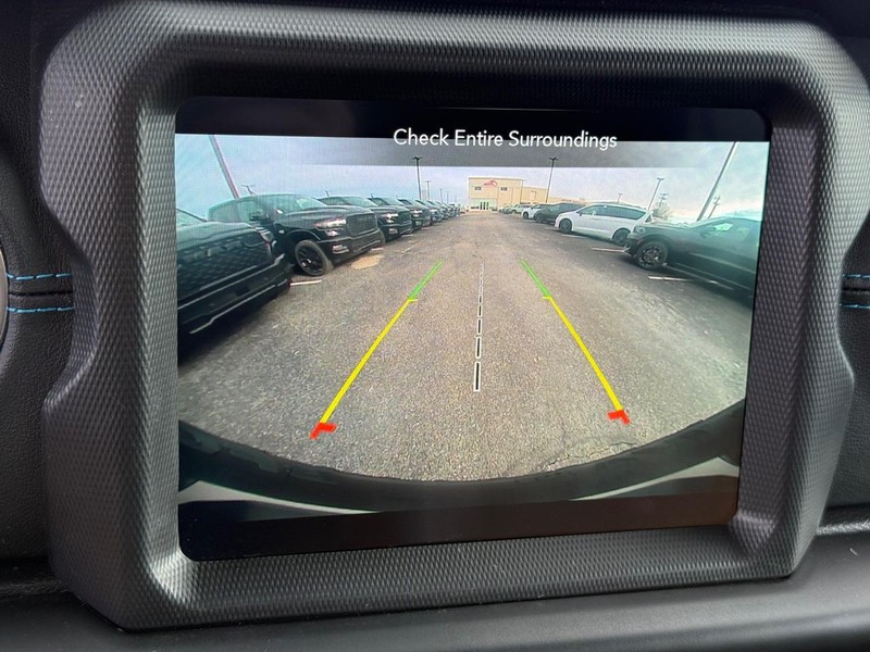 Jeep Wrangler 4xe Vehicle Image 18