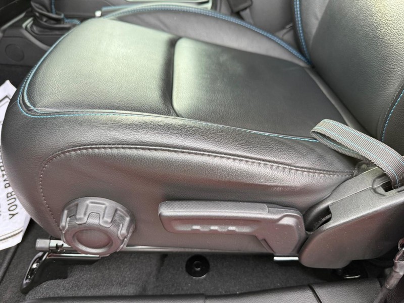 Jeep Wrangler 4xe Vehicle Image 27