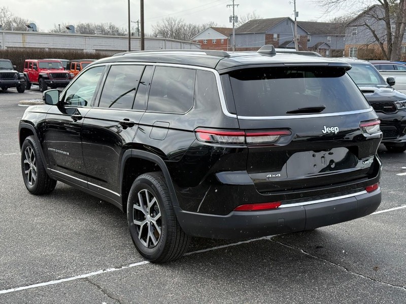 Jeep Grand Cherokee L Vehicle Image 05