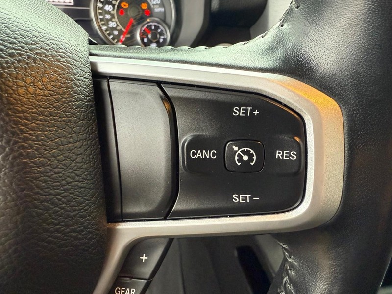 Ram 1500 Vehicle Image 14