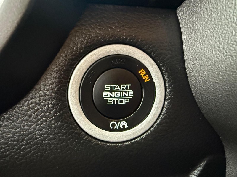 Ram 1500 Vehicle Image 15