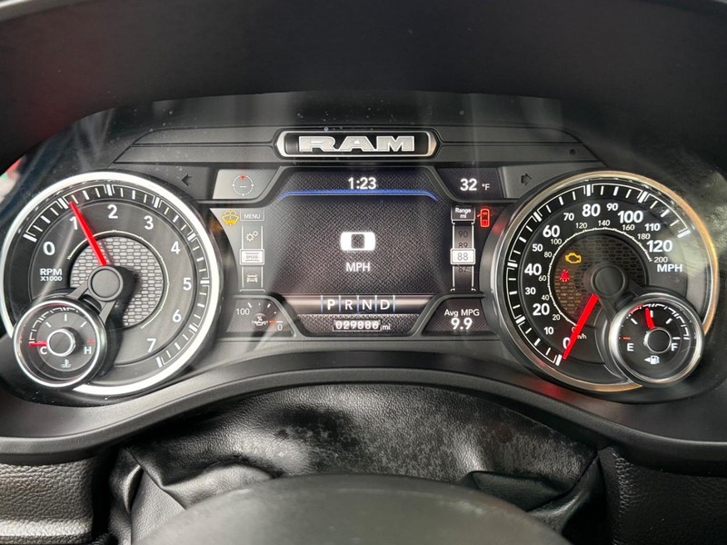 Ram 1500 Vehicle Image 20