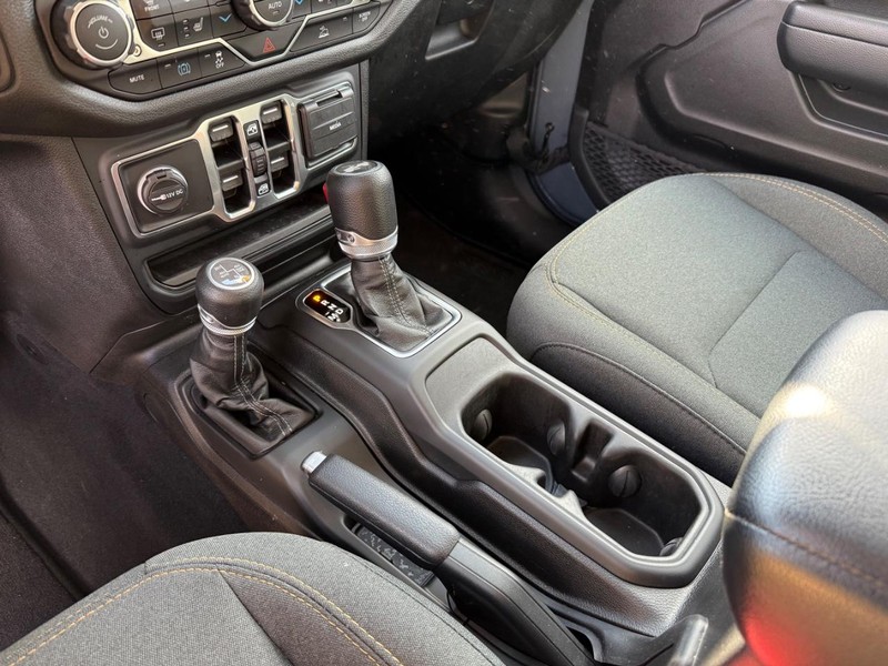 Jeep Wrangler 4xe Vehicle Image 20