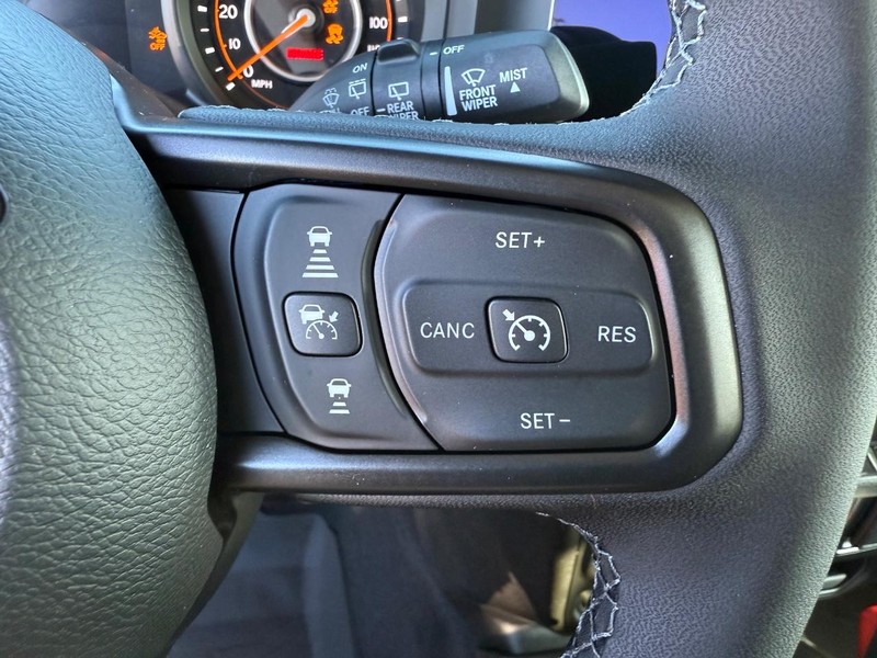 Jeep Wrangler Vehicle Image 08