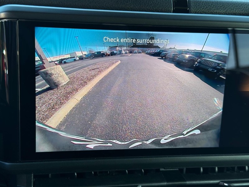 Jeep Wrangler Vehicle Image 11