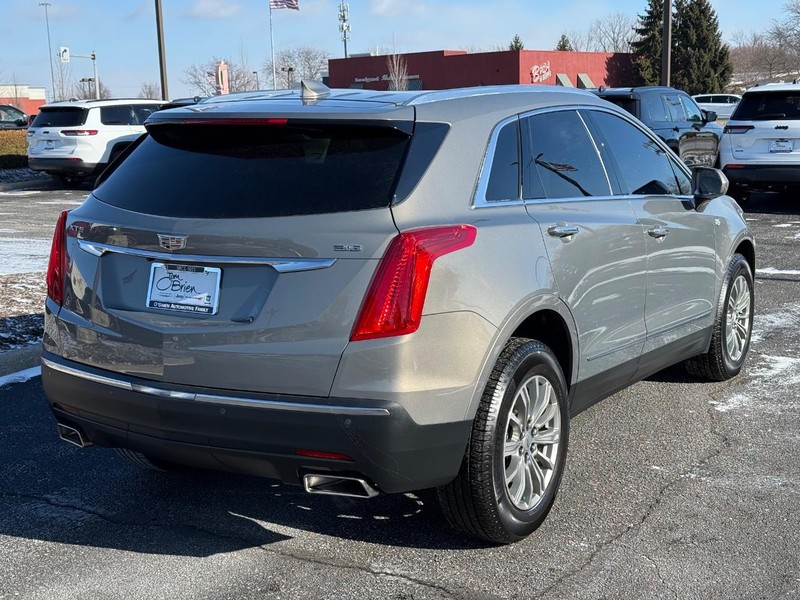 Cadillac XT5 Vehicle Image 03