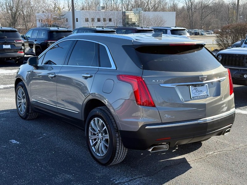 Cadillac XT5 Vehicle Image 05