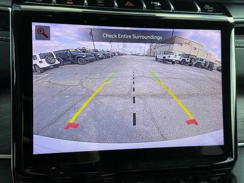 Jeep Grand Cherokee 4xe Vehicle Image 20